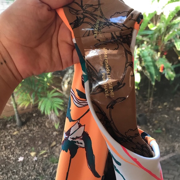 NWT Maaji Swimsuit - Picture 6 of 7